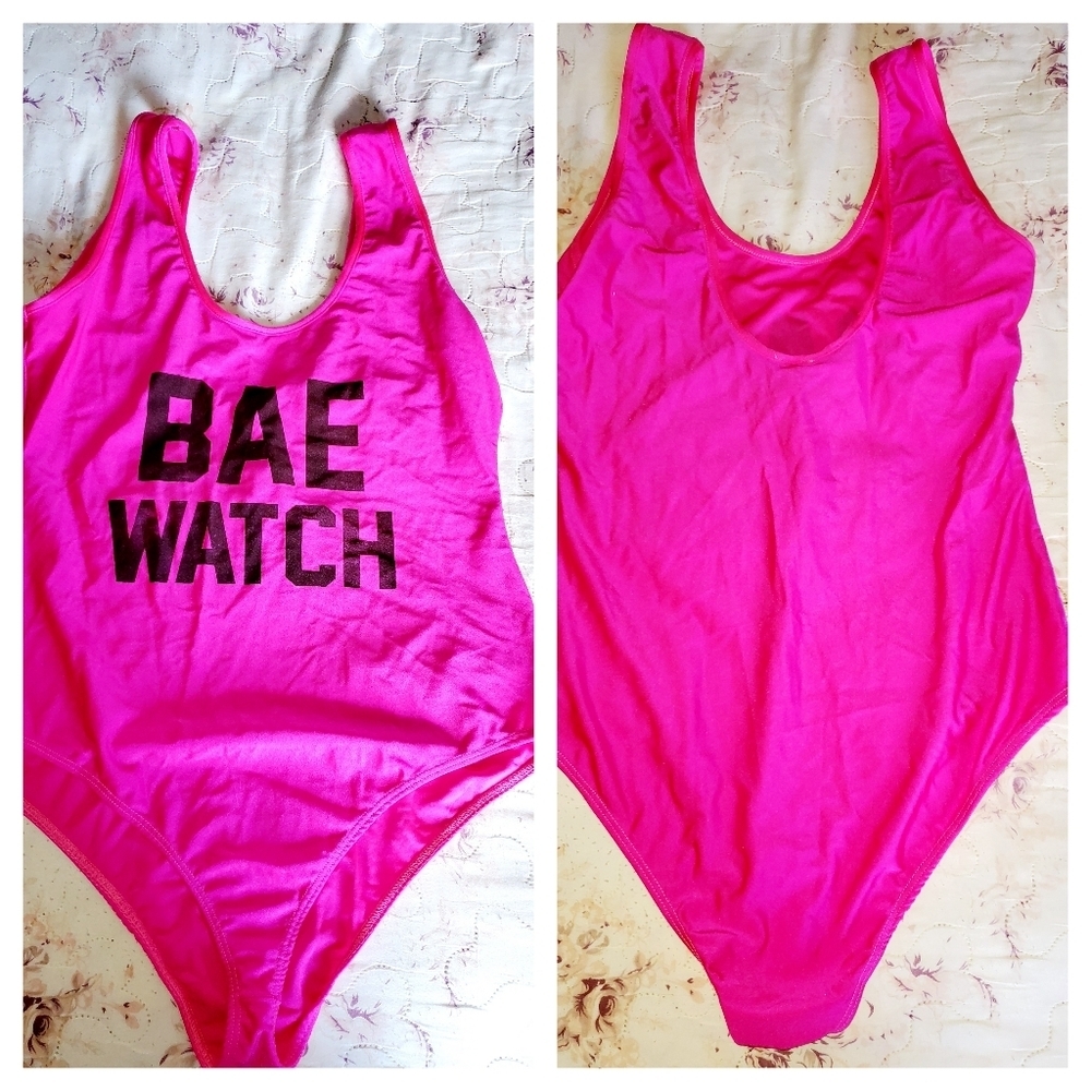 Hot pink bodysuit..... (GENTLY WORN)